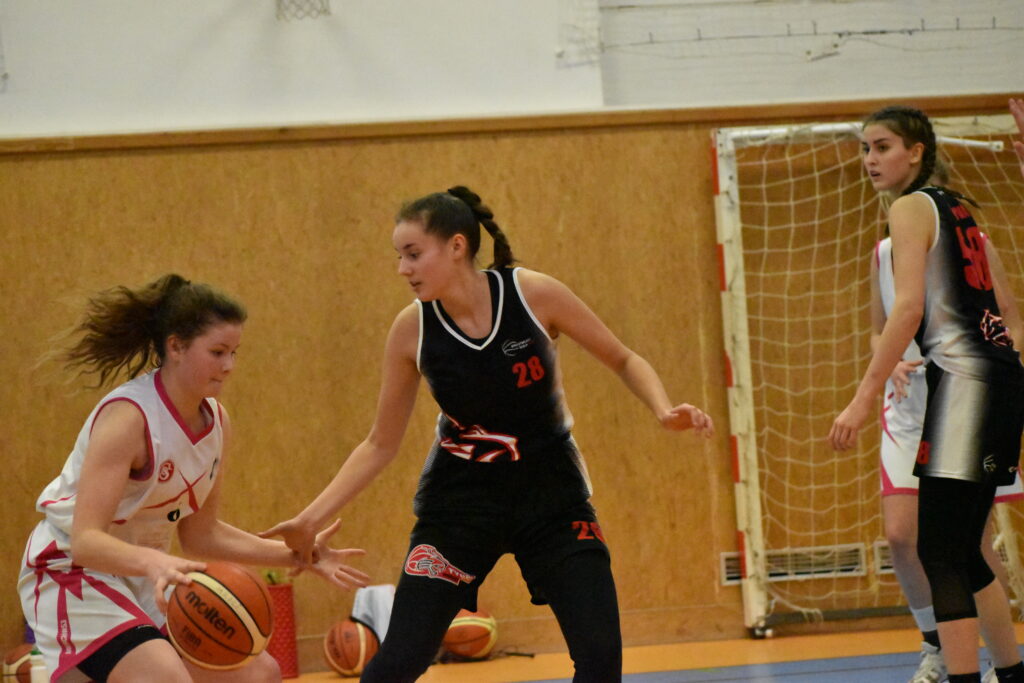 20211107 U19K-Tygři Adéla